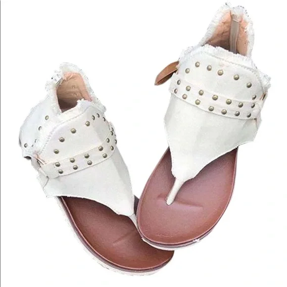 🩴 White Buckle Flip-Flops Canvas Flat Heel🩴 - Picture 4 of 5